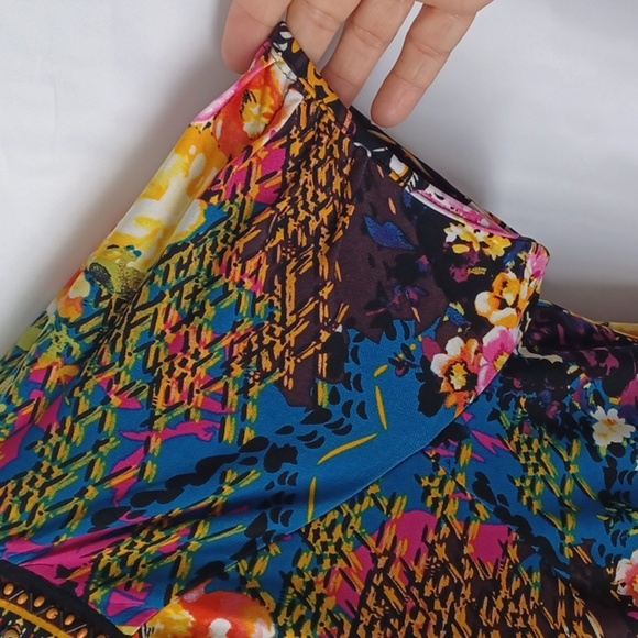 Beige By ECL size 12 Beaded intricate neck line, going down the front. EUC - Picture 4 of 7